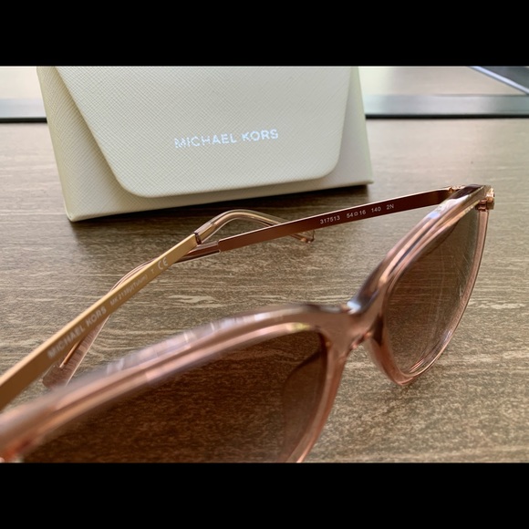 Sunglasses - Picture 3 of 6